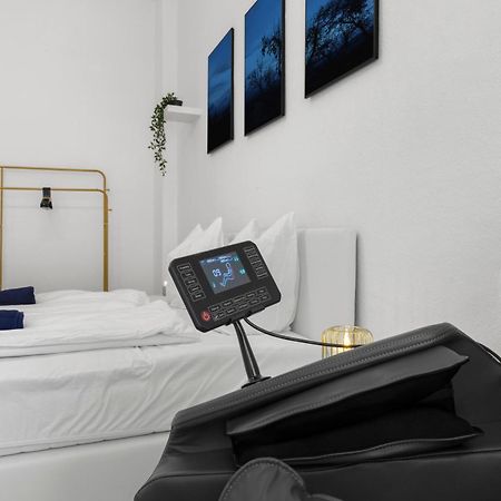62Qm2, Massageseat, Billard-Table, King-Sized Bed Apartment Berlin Luaran gambar
