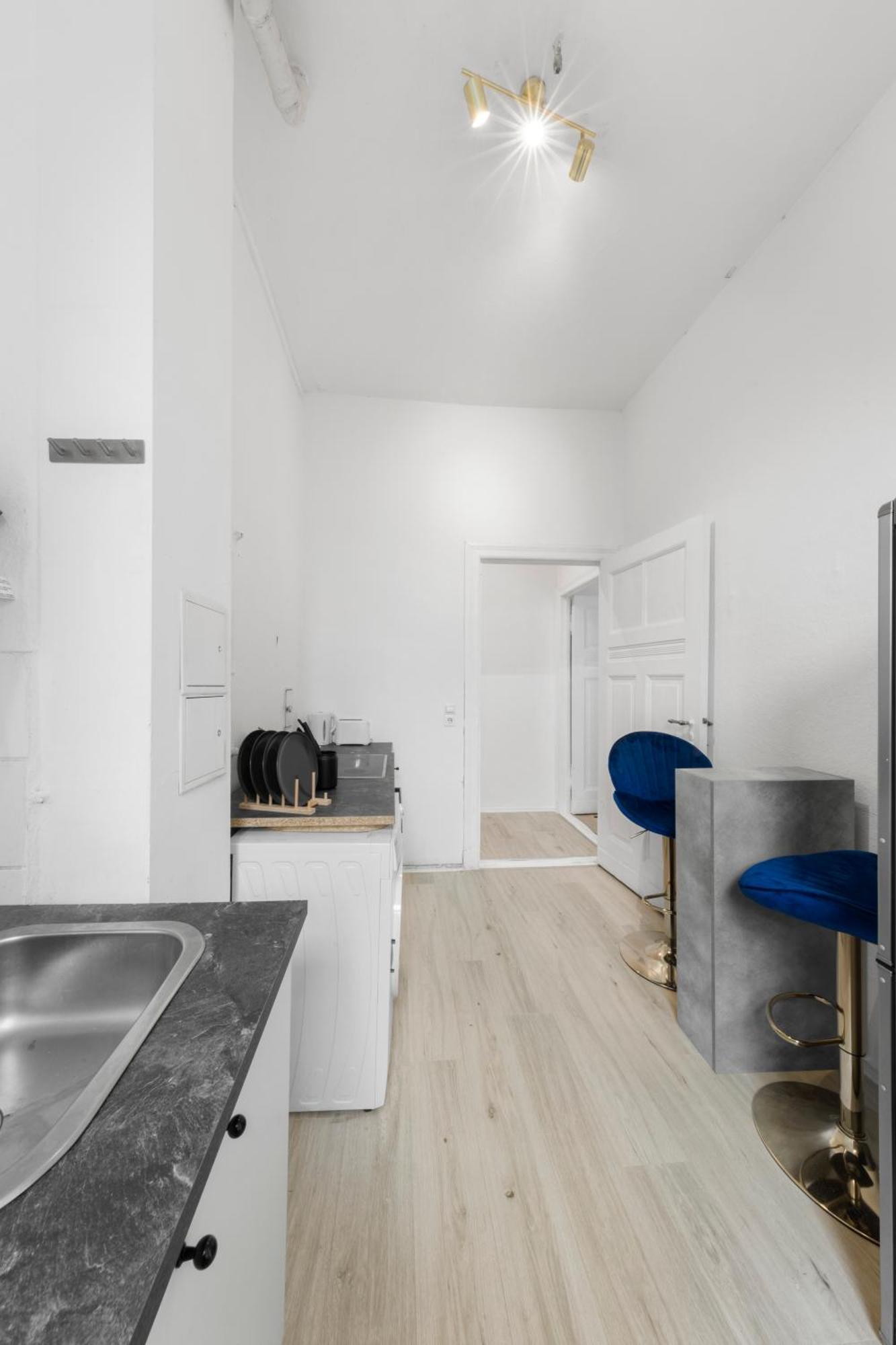62Qm2, Massageseat, Billard-Table, King-Sized Bed Apartment Berlin Luaran gambar